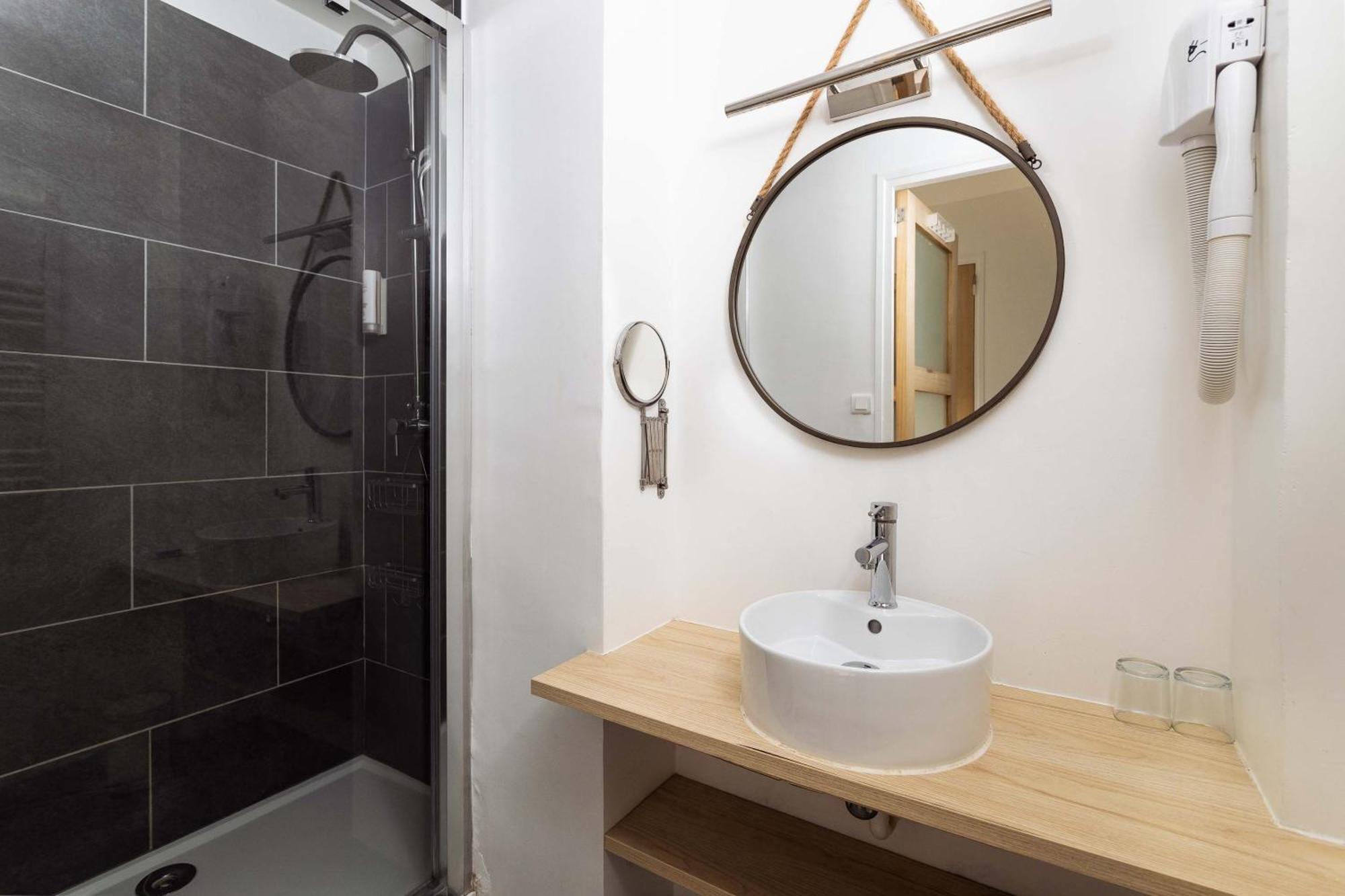 L'Oasis Hotel Fréjus Стая снимка
