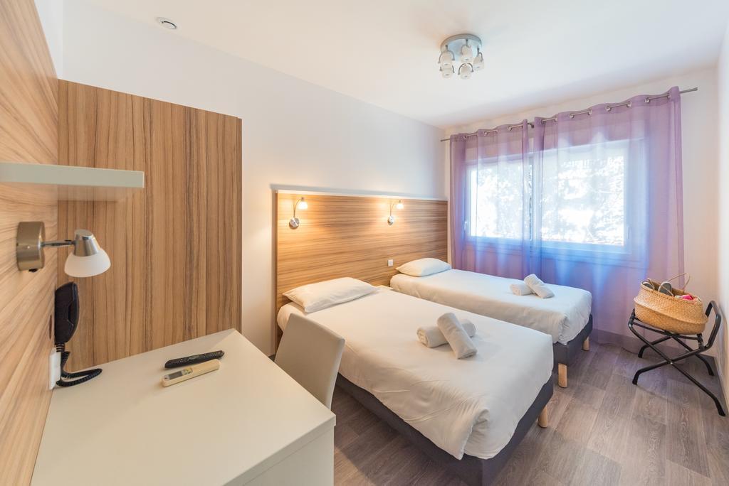 L'Oasis Hotel Fréjus Екстериор снимка